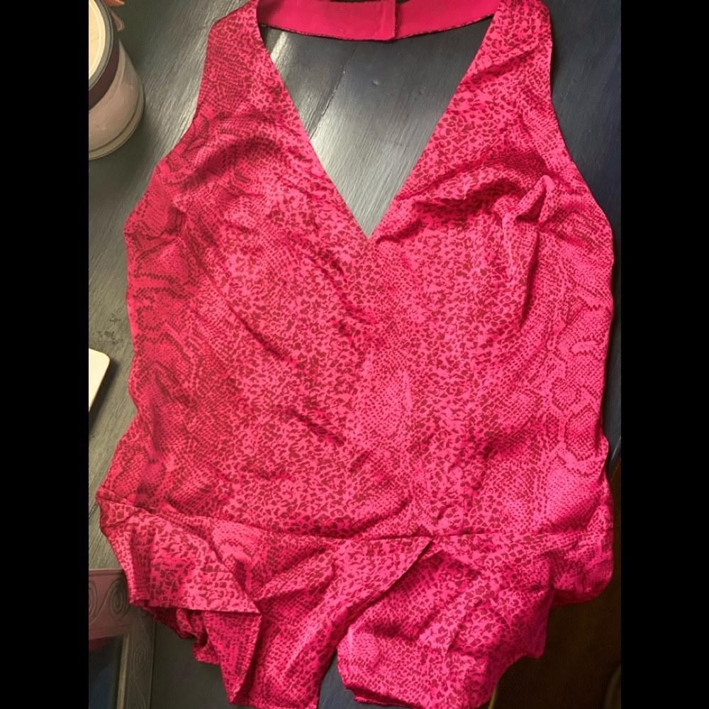 Guess Halter NWT